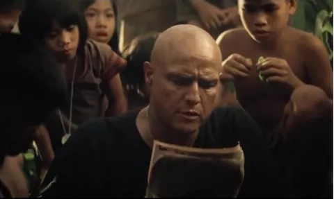 Reloj que usó Marlon Brando en 'Apocalypsis Now', vendido por $1.9 millones
