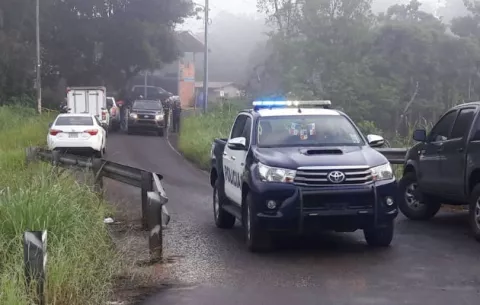 Forcejea por su celular con un maleante y éste la mata de un tiro en la cabeza