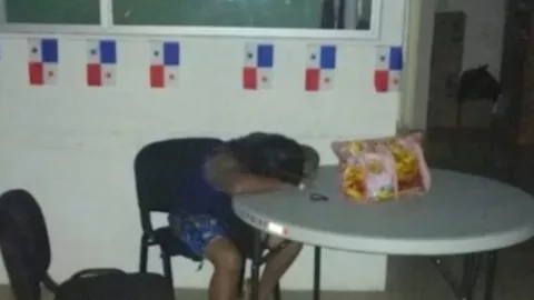 Directora del Senniaf de Bocas del Toro, pide la renuncia de dos funcionarias por el caso de la menor que dormía en el suelo