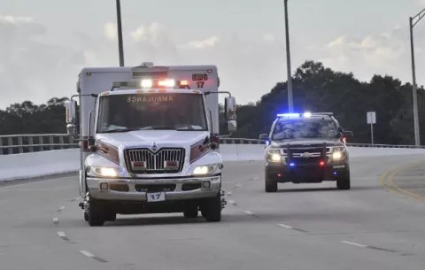 Muere autor de tiroteo en la base aeronaval de Pensacola y tres de sus víctimas
