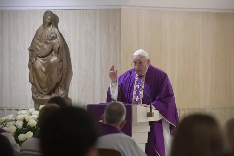 El papa Francisco abolió el “secreto pontificio” empleado en los casos de abusos sexuales