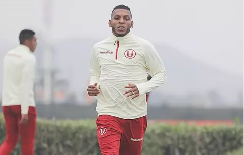 Nuevo DT de Universitario pidió que se respete contrato de 'Negrito' Quintero