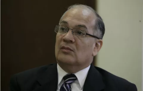 Presentan petición para que Rigoberto González se declare impedido de investigar a Kenia Porcell