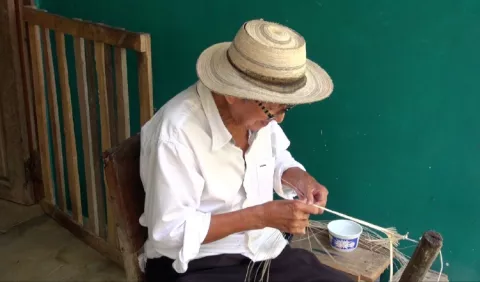 Abono al relevo generacional de los artesanos del Sombrero Pintao