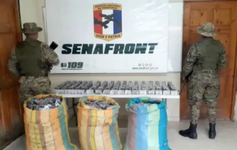 Cargamento ilegal de supuesta ampicilina incautan en la comarca Guna Yala