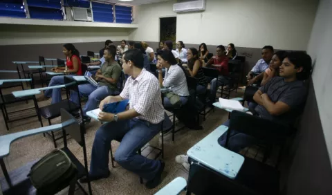 Becas Carolina, para estudiar en España