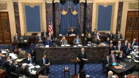 Aumentan las presiones para llamar a testificar a John Bolton en el juicio político contra el presidente Donald Trump