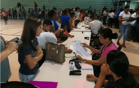 Estudiantes que participaron en concurso con un promedio de 4.5 en adelante serán becados