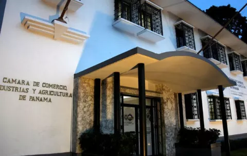 Cámara de Comercio insta a empresas morosas a revisar deudas con la Caja de Seguro Social