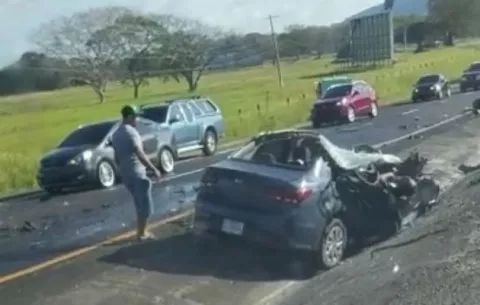 Accidente vehicular a la altura de Gorgona deja dos muertos, uno de ellos menor de edad 