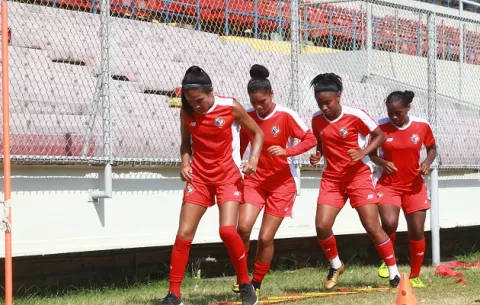 Fepafut pide disculpas y paga viáticos a selección femenina