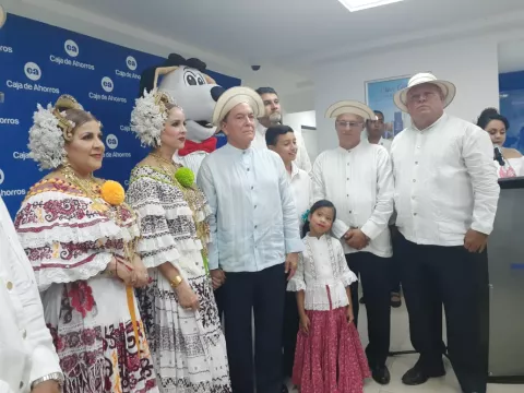 Cortizo inaugura otra sucursal de Caja de Ahorros
