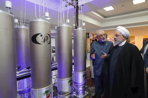 Francia, Reino Unido y Alemania llaman a Irán a respetar el acuerdo nuclear