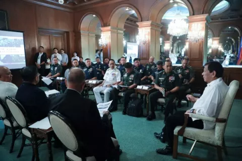 Rodrigo Duterte ordena preparar el despliegue de aeronaves y embarcaciones para sacar a sus ciudadanos de Irán e Irak