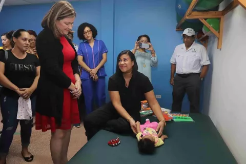 Ministerio de Salud pondrá en marcha evaluaciones de desarrollo infantil para detectar discapacidades