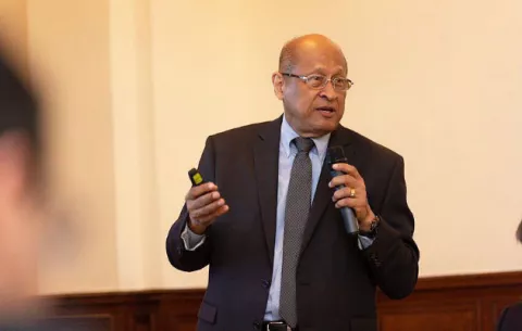 Héctor Alexander: La confianza es la clave para reactivar la economía