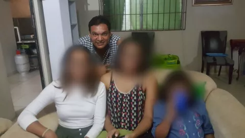 Por no reportar 20 dólares acusan a panameño de lavado; termina preso en La Picota