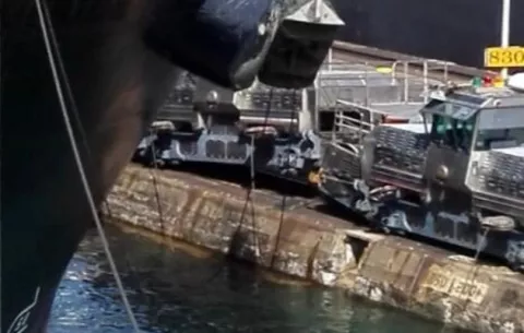 Se registra choque de dos locomotoras en esclusas de Gatún