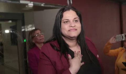 'Beby' Valderrama se aferra al fuero electoral para evitar ser investigado