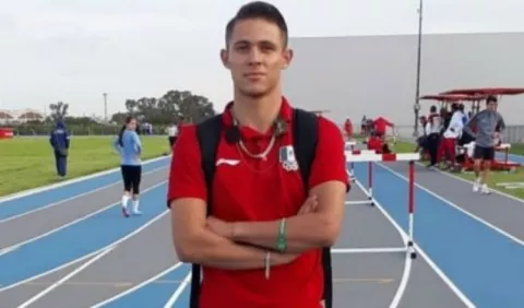 Asesinan a tiros a un atleta de 18 años en una plaza