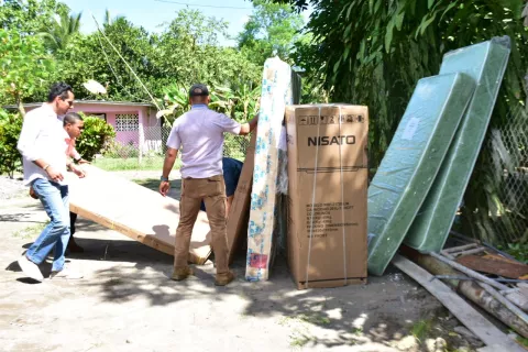 Mides trabaja en mejorar la calidad de vida de dos familias en Chiriquí