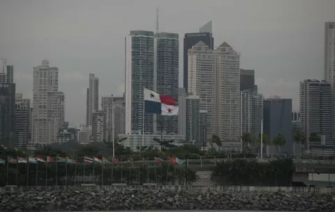 Francia mantiene a Panamá en su lista de "paraísos fiscales" y saca a Guatemala 