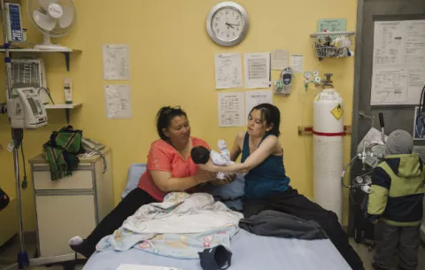 Partos desde casa brindan confort a las mujeres
