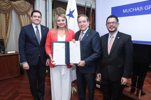 Mitradel transferirá al joven aprendiz $300 mensuales mediante el proyecto “Aprender Haciendo” 