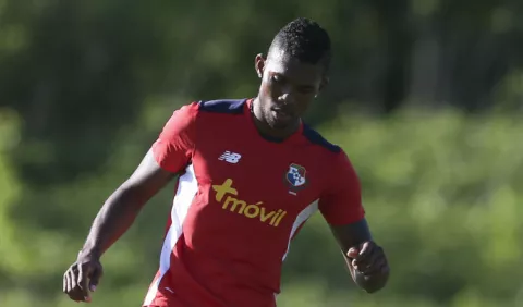 Panameño Roderick Miller jugará en Carlos Stein de Perú