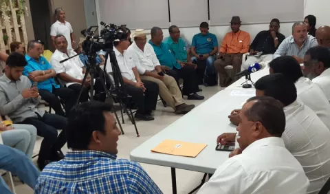 Transportistas en alerta ante discusión de anteproyecto