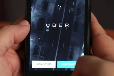 Uber dejará de operar en Colombia a partir del próximo 1 de febrero