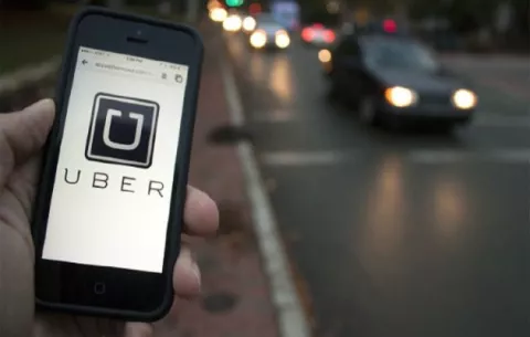 Uber en conversaciones para vender su negocio de entrega de comida en India