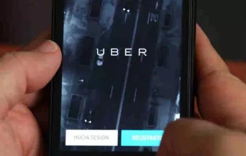 Pago en efectivo a Uber o Cabify es legal y podrán extenderse a varias provincias