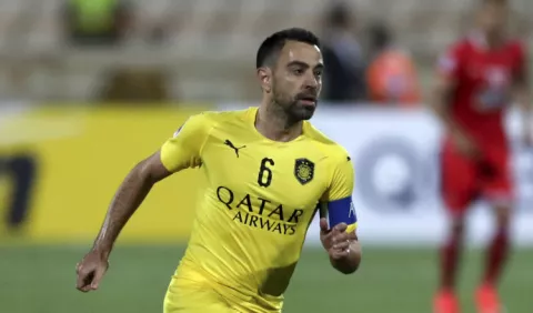 Xavi Hernández comprometido con su equipo en Qatar no piensa en el Barcelona