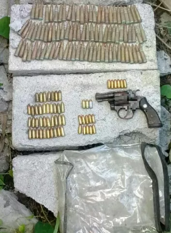 Ordenan detención provisional de un adolescente que es investigado por posesión de armas