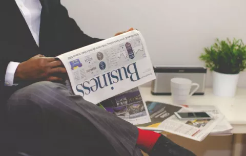 James Murdoch planea apostar en grande en negocios sustentables