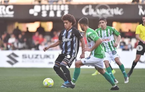 Carrasquilla: 'Mi posición  es de 8, pero estoy  dispuesto a aprender  a jugar de 6'