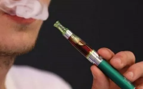 Prohibición de vaporizadores se elevaría a ley