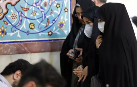 La OMS expresa su preocupación por el repentino foco de COVID-19 en Irán
