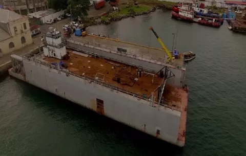 Inicia operaciones primer dique flotante en Panamá
