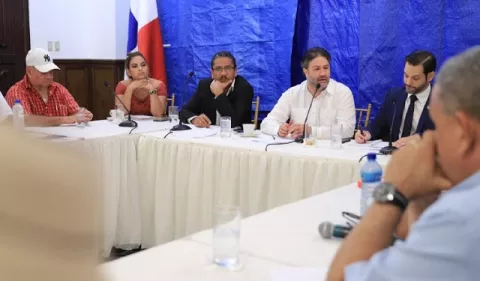 Miguel Antonio Bernal: 'El Ejecutivo pretende pisotear una decisión de la Corte'