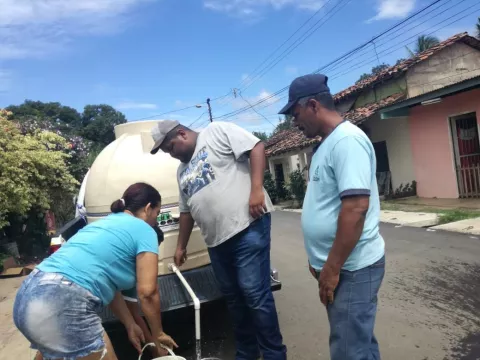 Multas para  quienes hagan mal uso de los hidrantes en Herrera