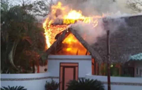 Incendio afectó parte de hotel en Cambutal, distrito de Tonosí en Los Santos 