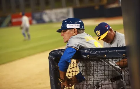 El cubano Israel Delgado fue elegido como 'Manager del Año' en el béisbol juvenil