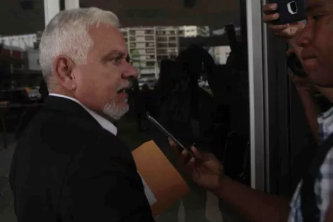 Jaime Lasso: 'Ojalá participara usted en la entrevista para que viera lo fácil que va a ser esto'