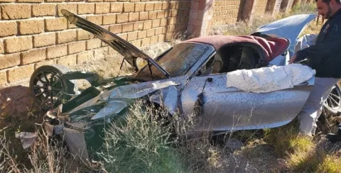 Volvió a nacer. Futbolista sale ileso de accidente, pero su automóvil quedó en chatarras 