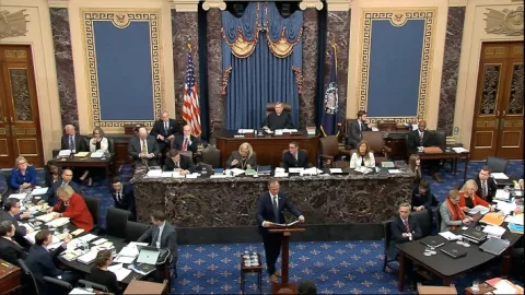 El Senado de EE.UU. absuelve al presidente Donald Trump de abuso de poder