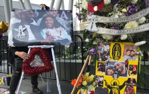 Homenaje a Kobe Bryant acapara la atención en el Juego de Estrellas de la NBA