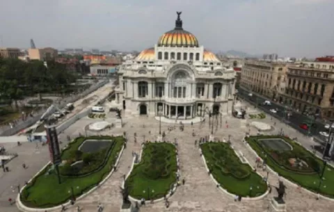Latinoamérica arriesga su futuro por las deudas con China, EE.UU. y Rusia