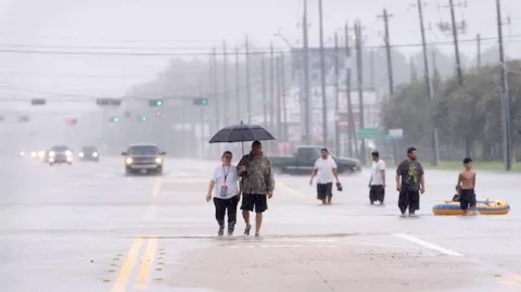 Alerta por las poderosas tormentas que han matado ya a cinco personas en EE.UU.